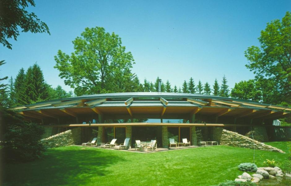 宫坂家族住宅——日式与西式的交融 /  Robert harvey oshatz architect