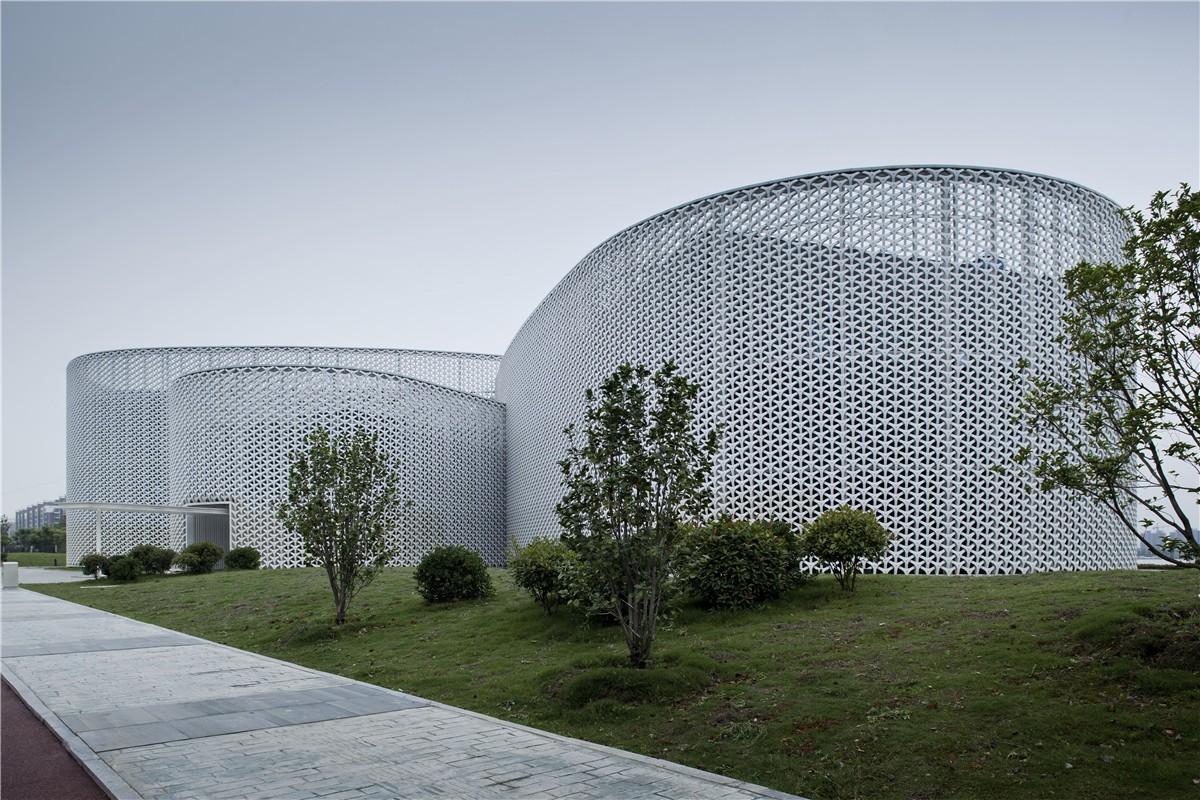 湖边的茉莉花——南京六合规划展示馆-茉莉花馆 / 张雷联合建筑事务所