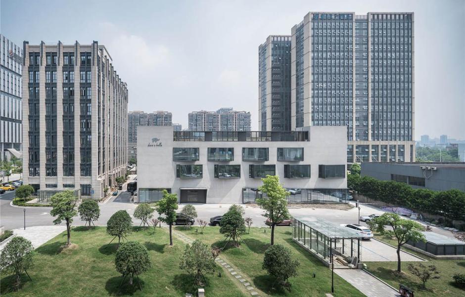 层叠矩阵 ——办公空间中的穿越与漫步 / 零壹城市