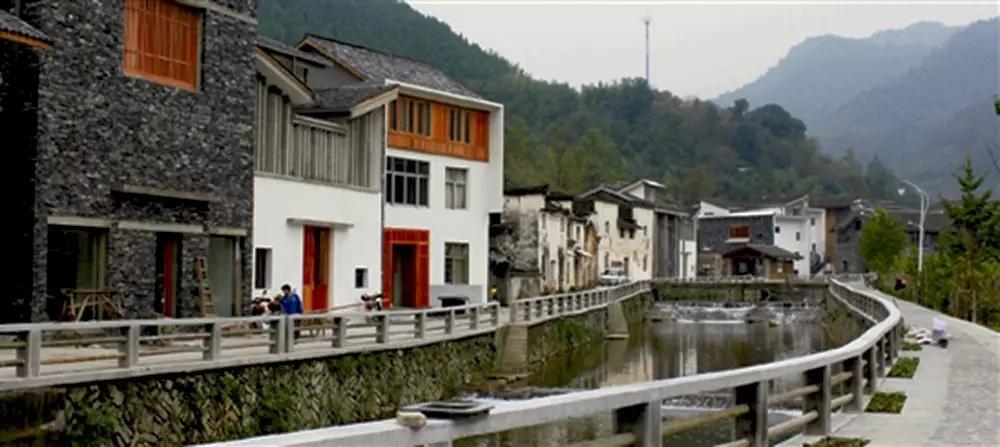 这个十一，堂妹要去遇建苏杭，一起吗？