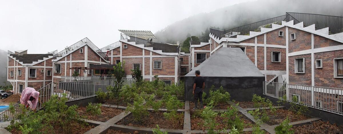 汶川大地震灾后重建，金台村的“新生” / 香港大学城村架构