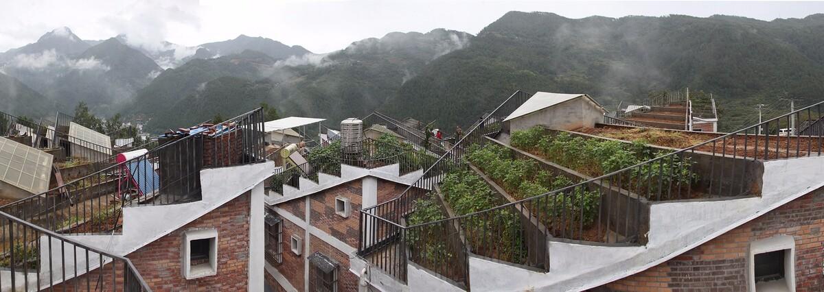 汶川大地震灾后重建，金台村的“新生” / 香港大学城村架构