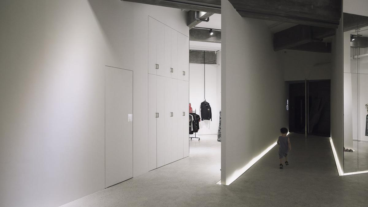  VSLAND买手店：小众品味消费店铺 / 反正建筑事务所