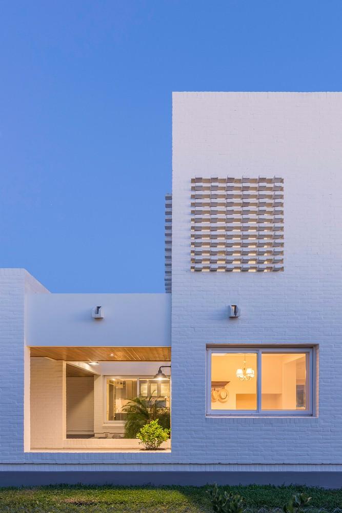 House Patio：建筑自身的语言魅力