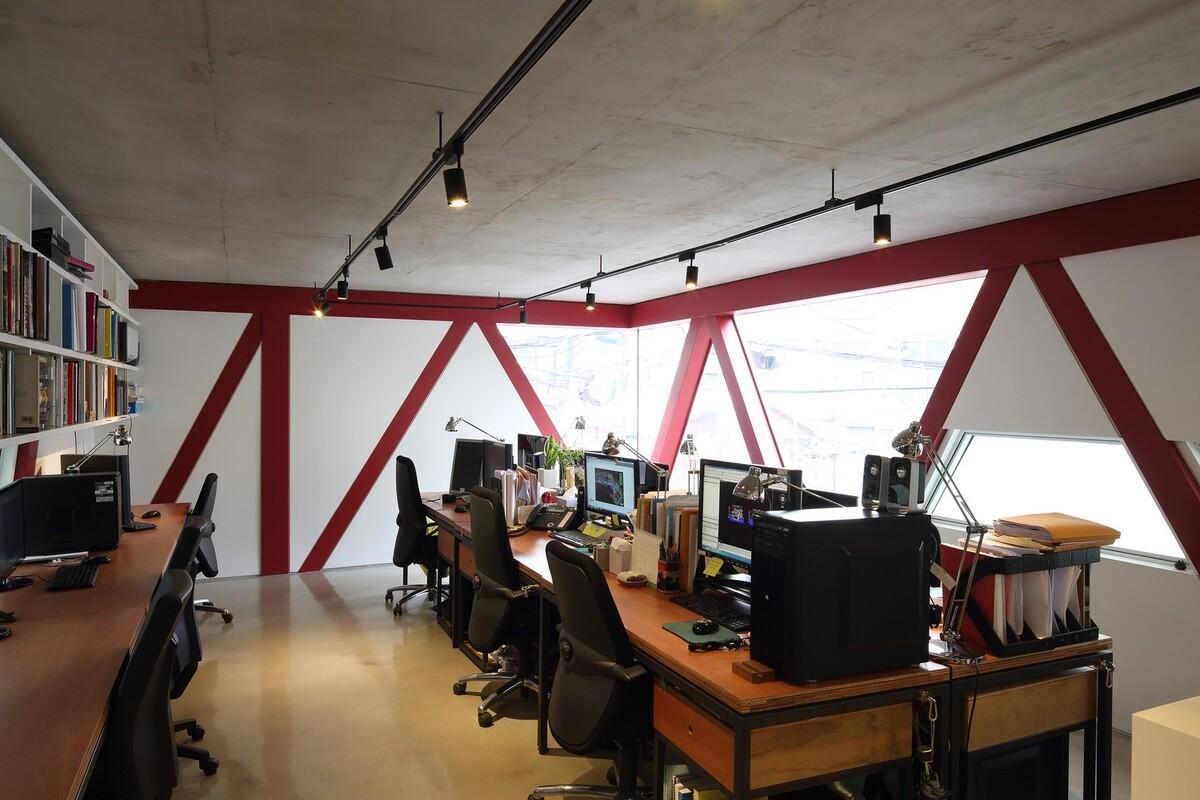 微型宇宙：生活与工作交汇的多层次“建筑”系统