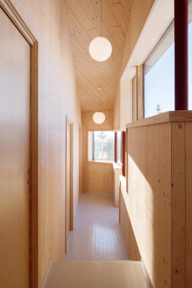 匍匐曲折，顺势而成——CABIN SJUSJØEN / ASLAK HAANSHUUS ARKITEKTER
