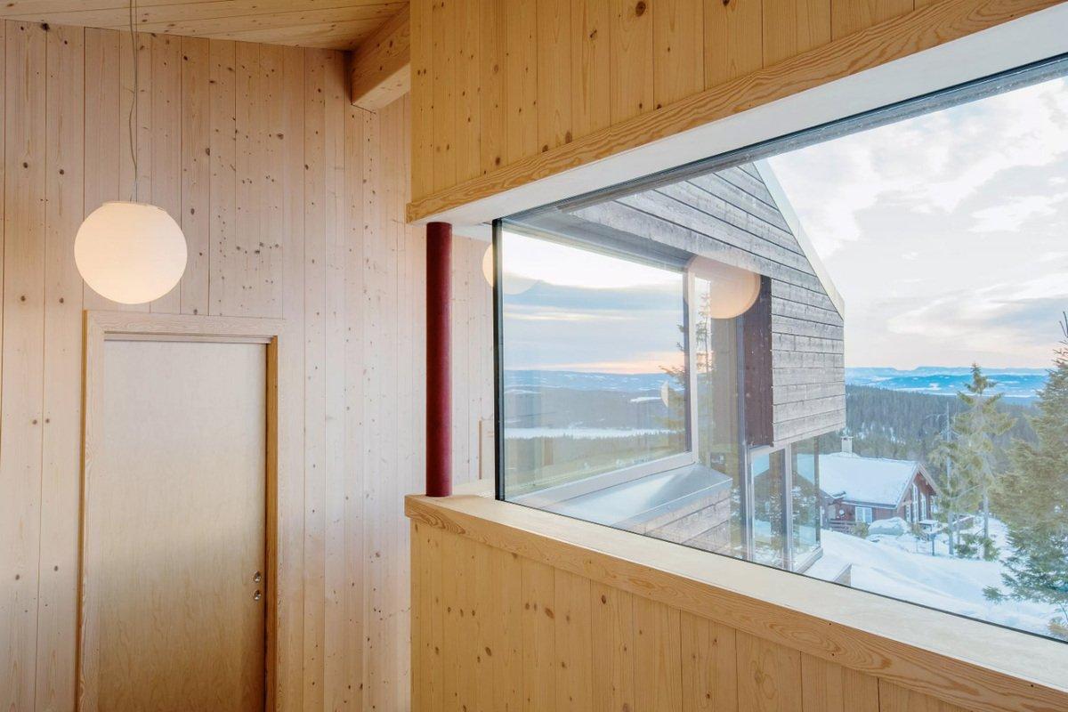 匍匐曲折，顺势而成——CABIN SJUSJØEN / ASLAK HAANSHUUS ARKITEKTER