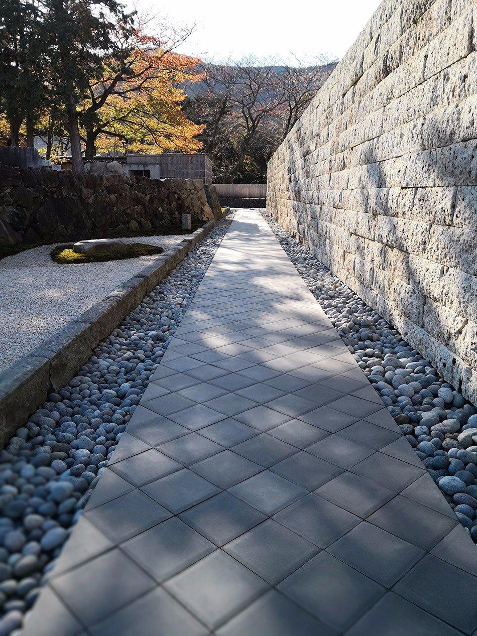 十年磨一剑——日本摄影大师杉本博司以自然为灵感，历经十多年完成海上观测站