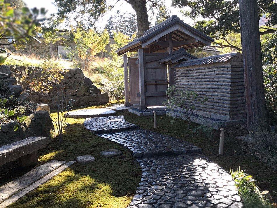 十年磨一剑——日本摄影大师杉本博司以自然为灵感，历经十多年完成海上观测站