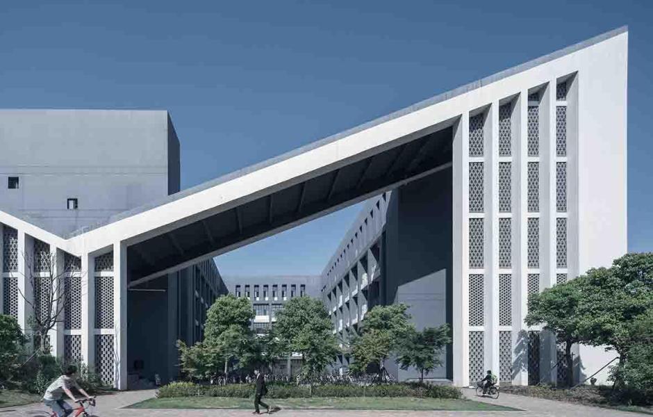 合肥工业大学宣城二期教学楼——徽派文化元素的探索 / 华南理工大学建筑设计研究院陶郅工作室