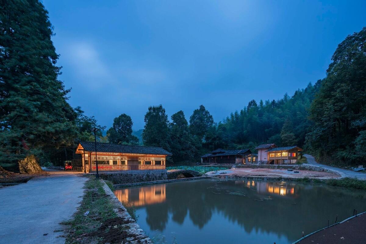上坪古村复兴计划 / 三文建筑