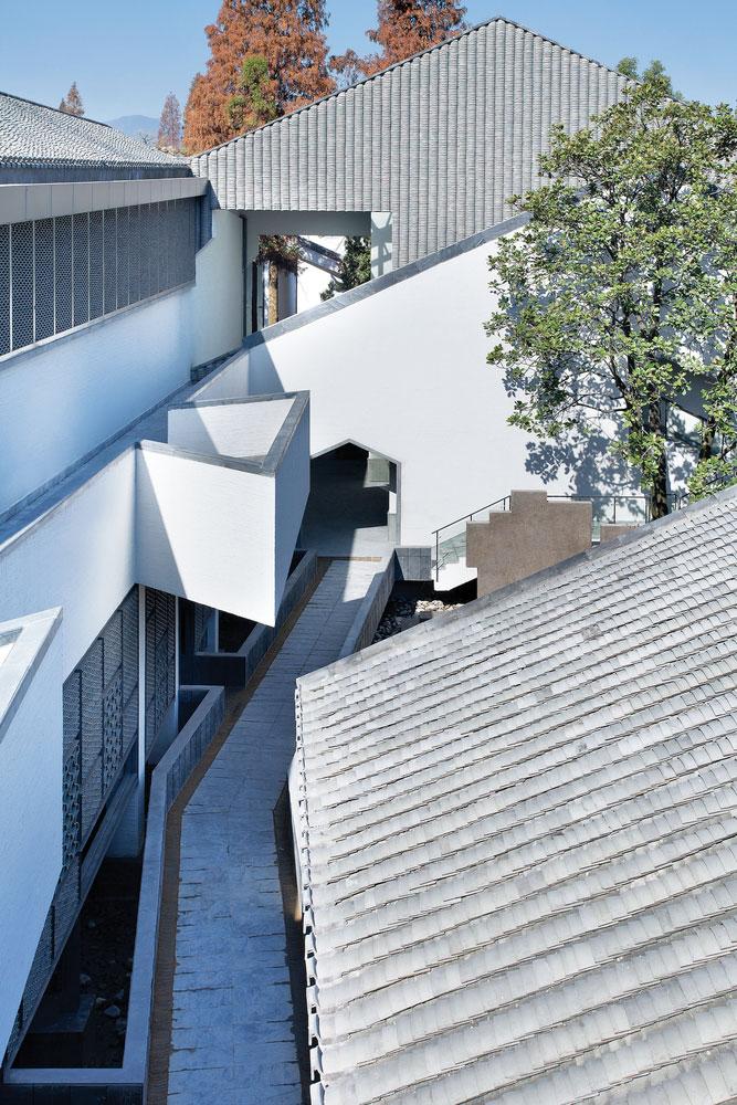 绩溪博物馆 / 李兴钢建筑工作室