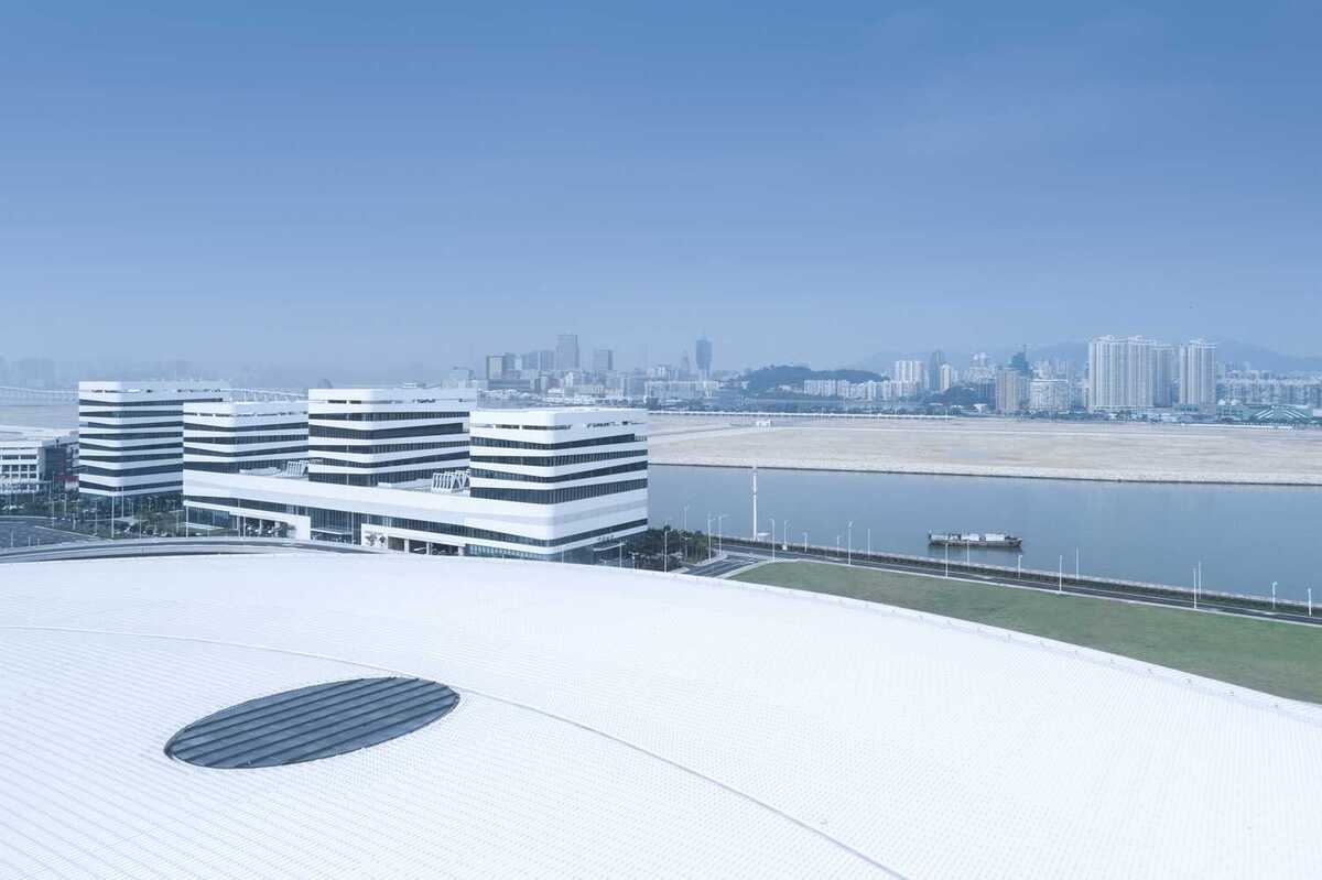 港珠澳大桥珠海口岸办公区工程 / 华建集团华东建筑设计研究总院