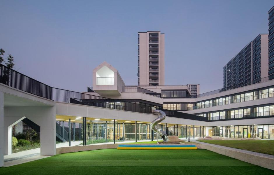 漂浮的乐园——杭州市海潮幼儿园 / GLA建筑设计