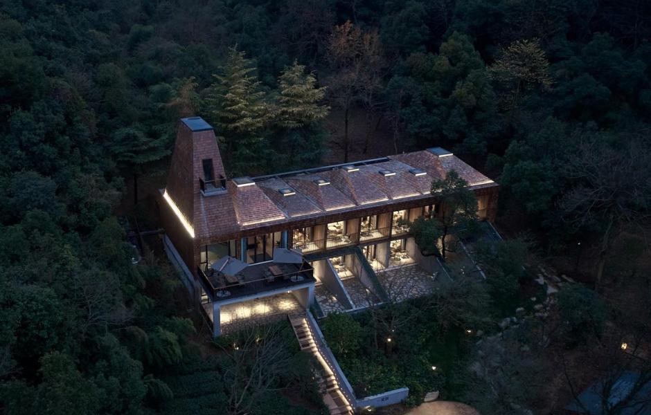 山谷中的守望——一览居 / 中国美术学院风景建筑设计研究总院