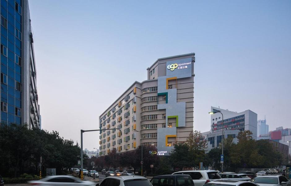 西安高新创业社区E客公寓改造 / 土木石建筑设计