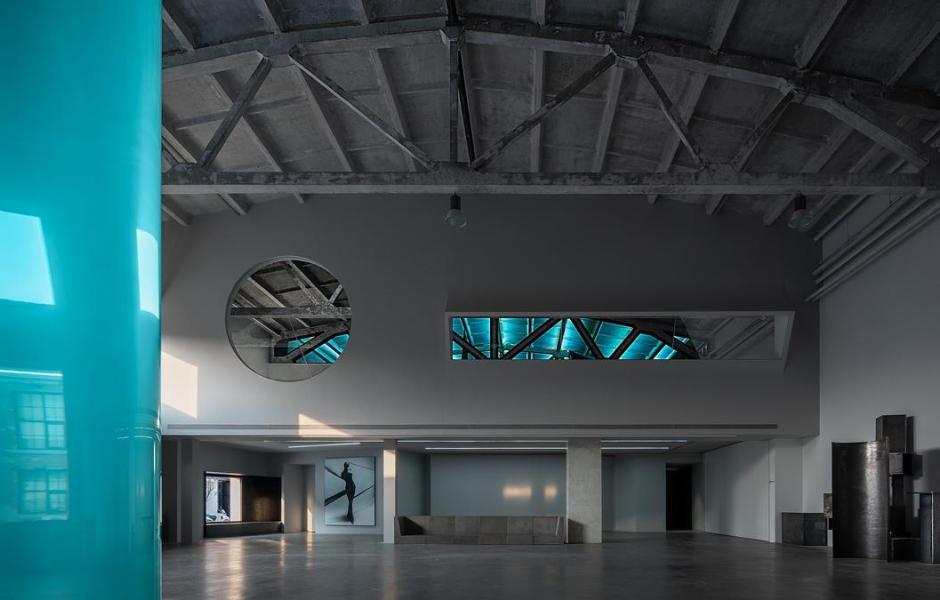 柳宗源摄影工作室“UTTER SPACE” / CUN寸DESIGN