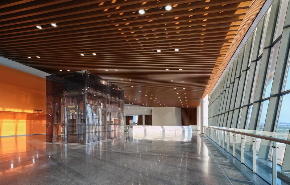 宁波奥林匹克体育中心：运动空间的色彩美学 / CCDI卝智设计