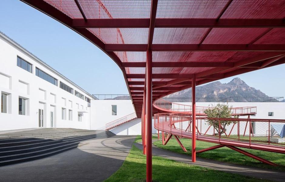 北京服装厂改造项目——少年儿童活动中心 / REDe Architects+末广建筑