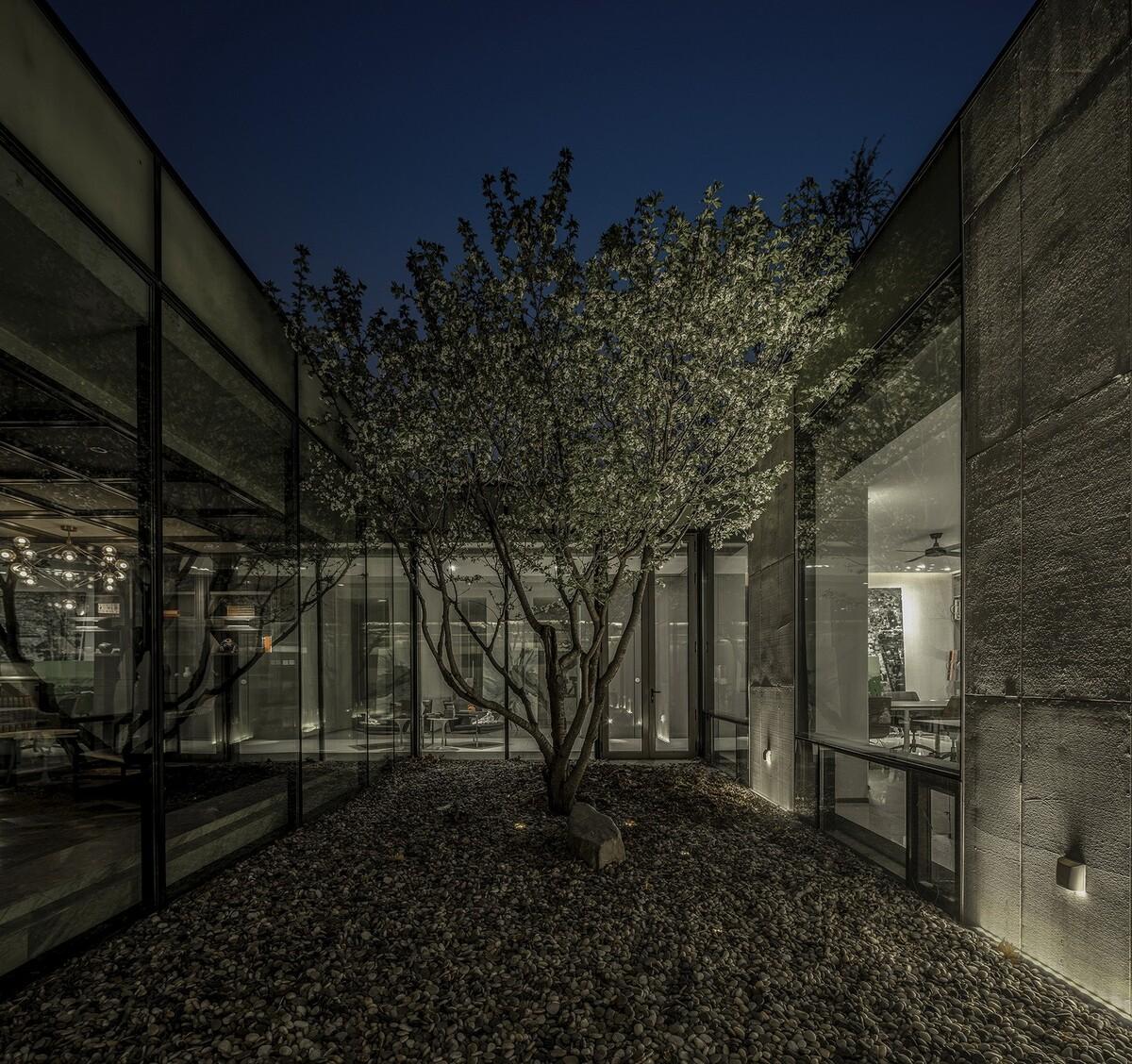 坐落于北京郊野公园里的低碳友好型设计师工作室-东风3号院 / 中德行建筑设计