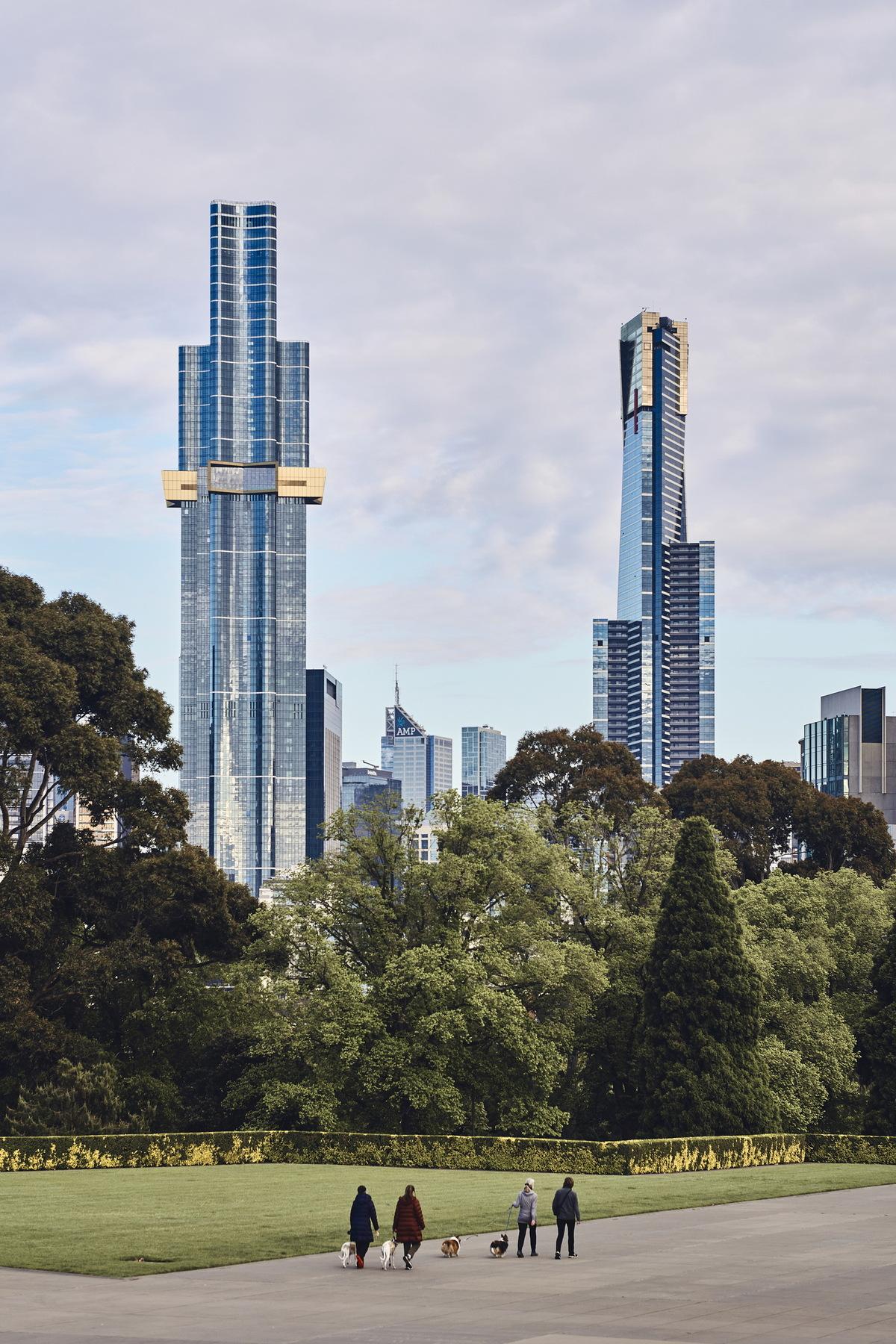 调整大小 FK - Australia 108 and Eureka Tower 03 .jpg