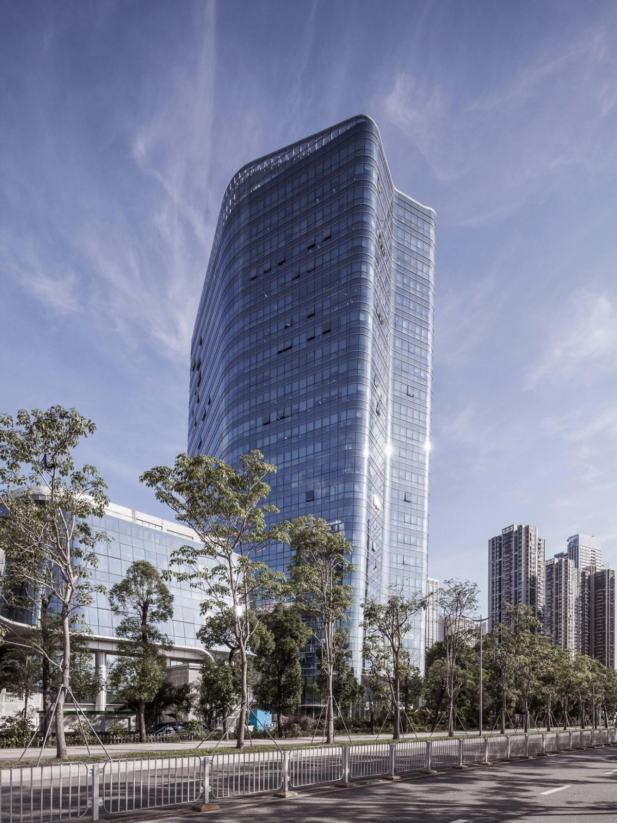南方大学科技园和B1塔楼 / Saltans Architects