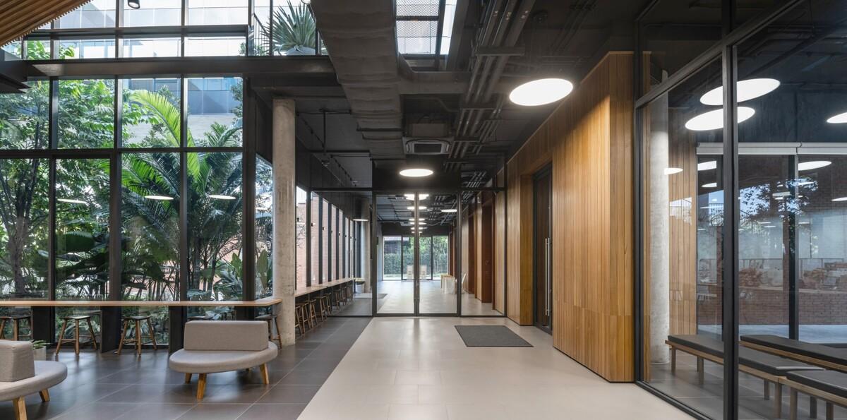 Choice 公司总部 / Plan Associates