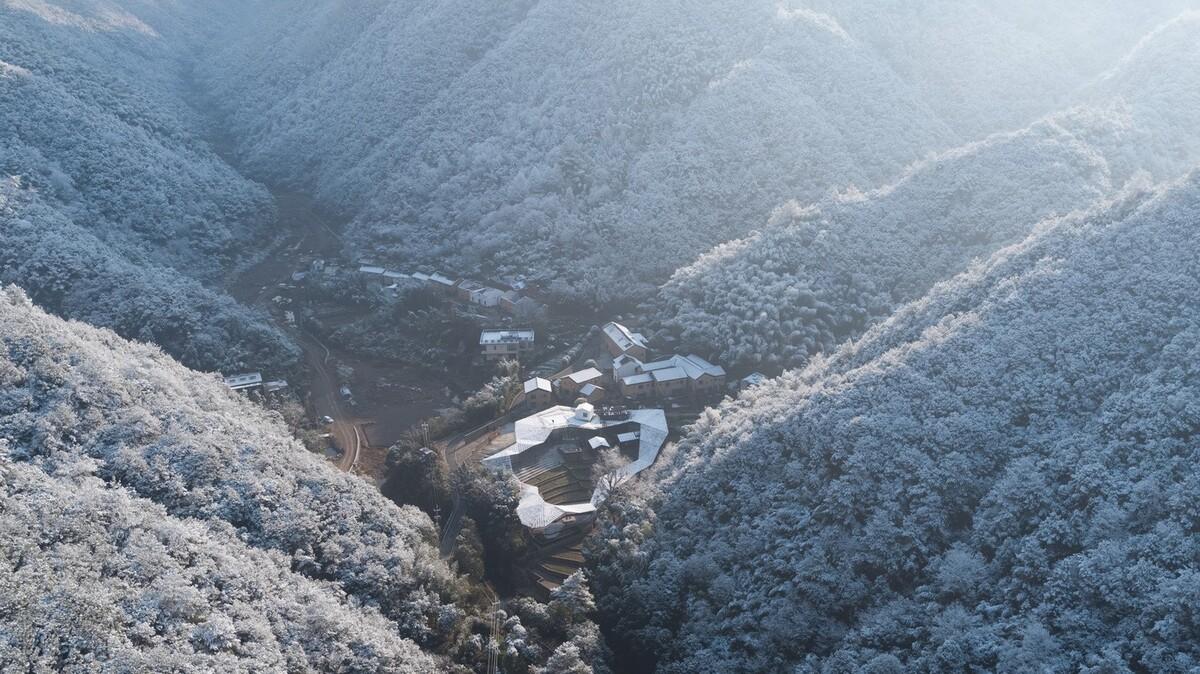 青龙坞流云廊 / 藤本壮介事务所