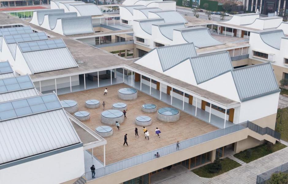 平行与光的学校——青衣江路小学校 / 迹·建筑事务所（TAO）