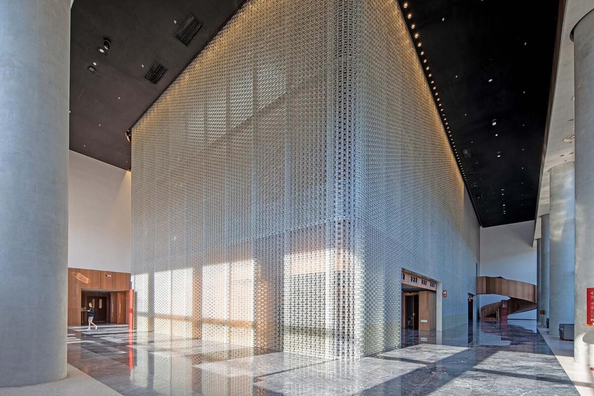北京国际戏剧中心 / 北京市建筑设计研究院胡越工作室
