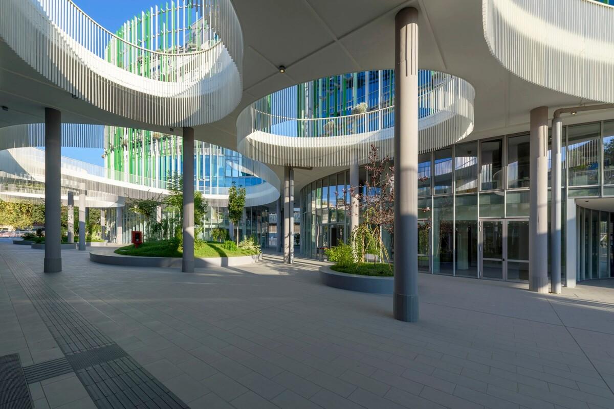 工业区变身绿色校园：罗马第三大学新总部 / MCA建筑事务所
