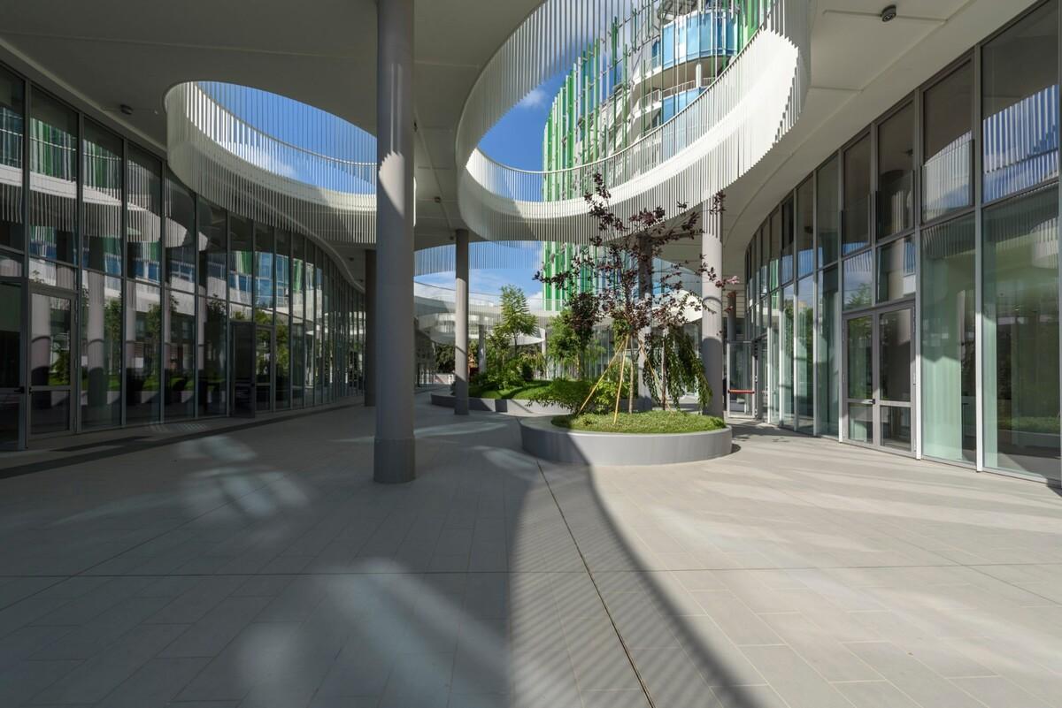 工业区变身绿色校园：罗马第三大学新总部 / MCA建筑事务所