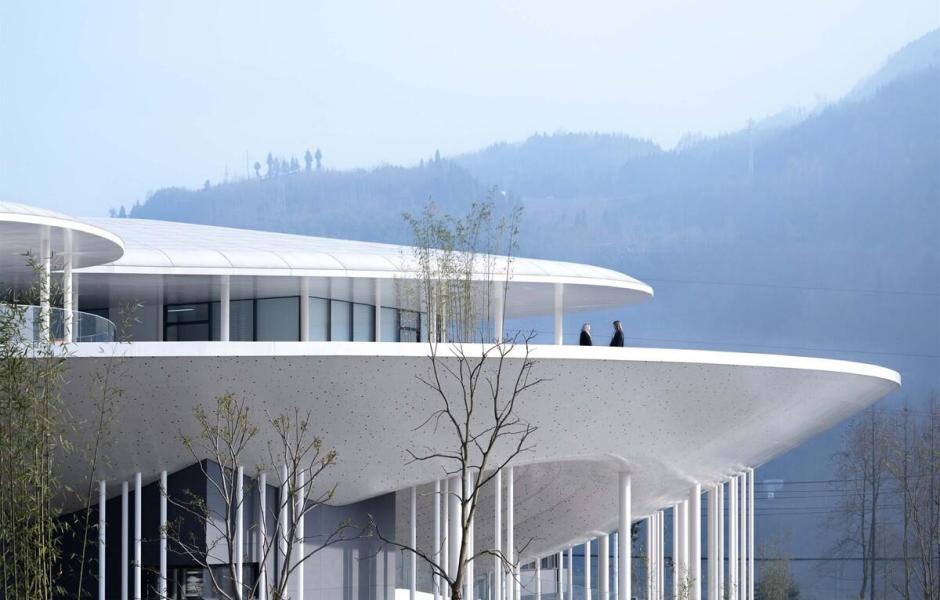 龙门山 · 卧云台:云上的山水,云下的烟火 / 小隐建筑
