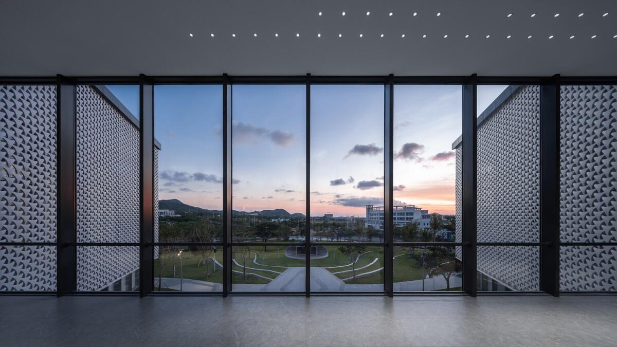 三亚崖州湾科技城产业促进中心 / Gensler