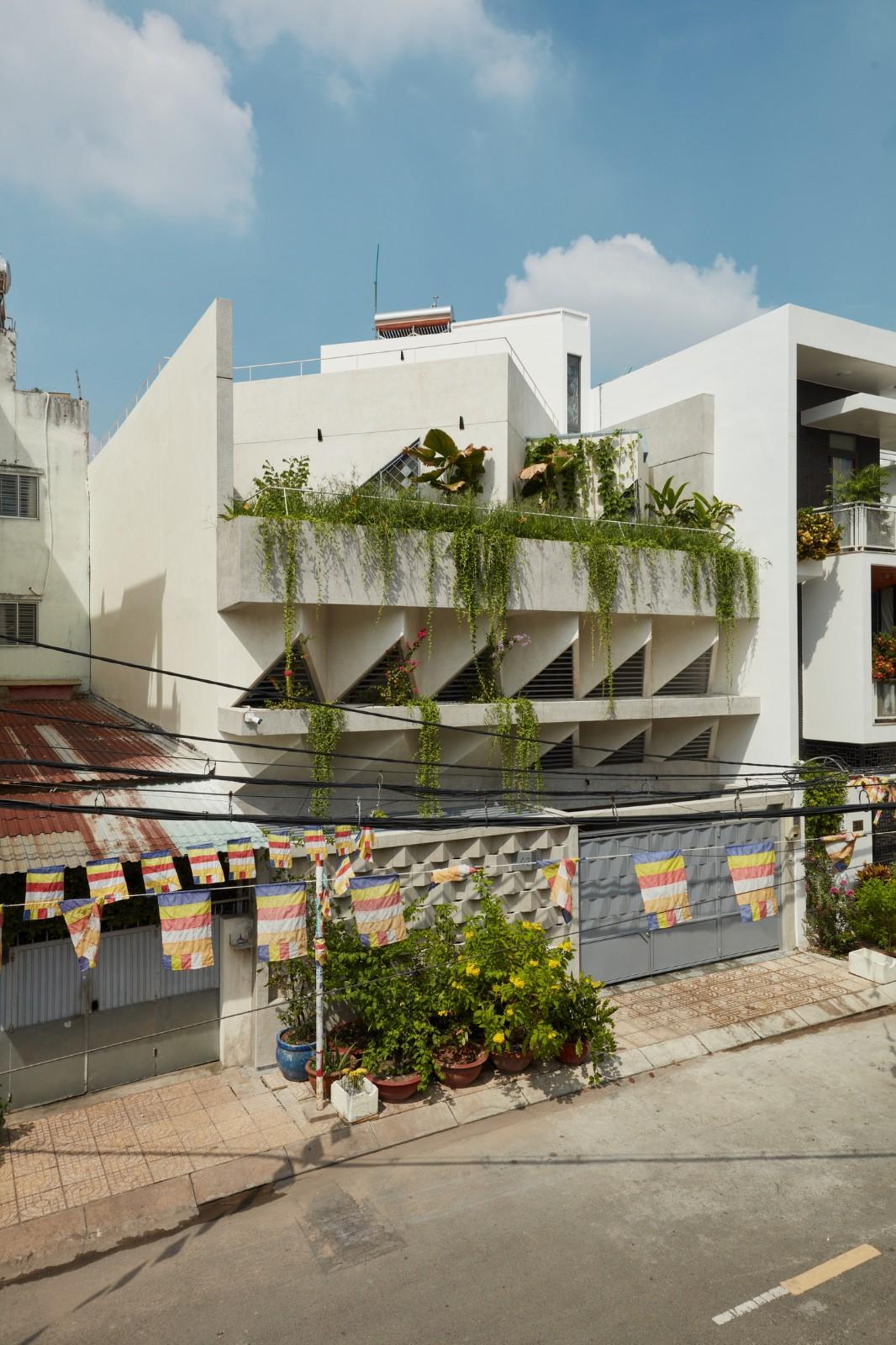三角形之家 / Khuon Studio
