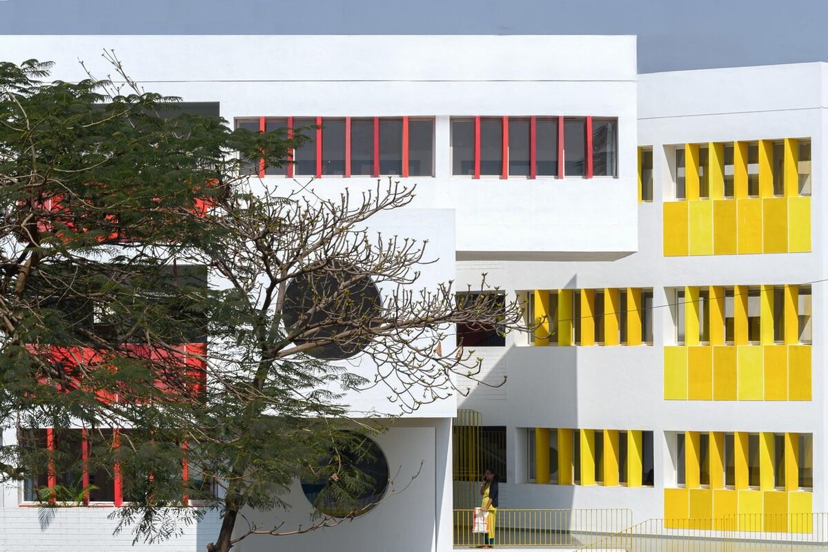 Sanskruti 幼儿园 / Shreyas Patil Architects