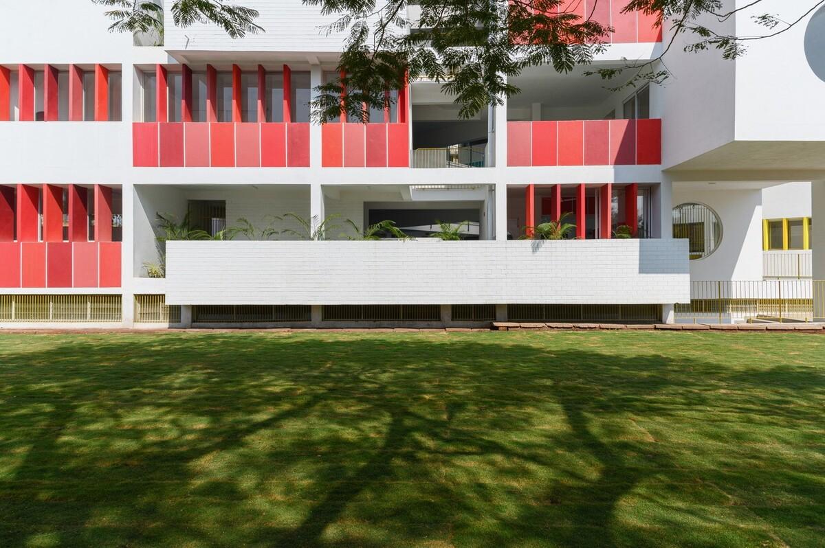 Sanskruti 幼儿园 / Shreyas Patil Architects