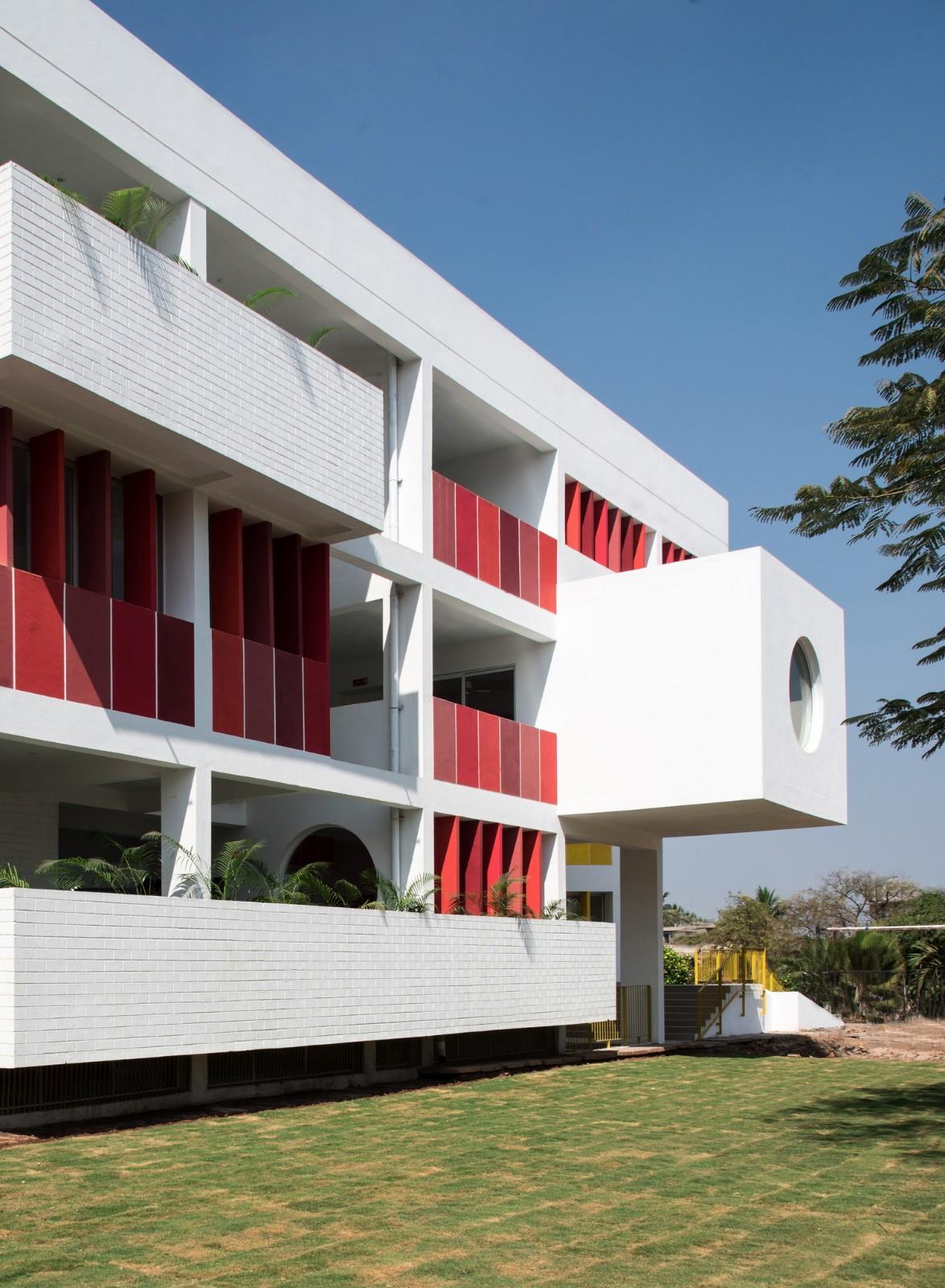 Sanskruti 幼儿园 / Shreyas Patil Architects