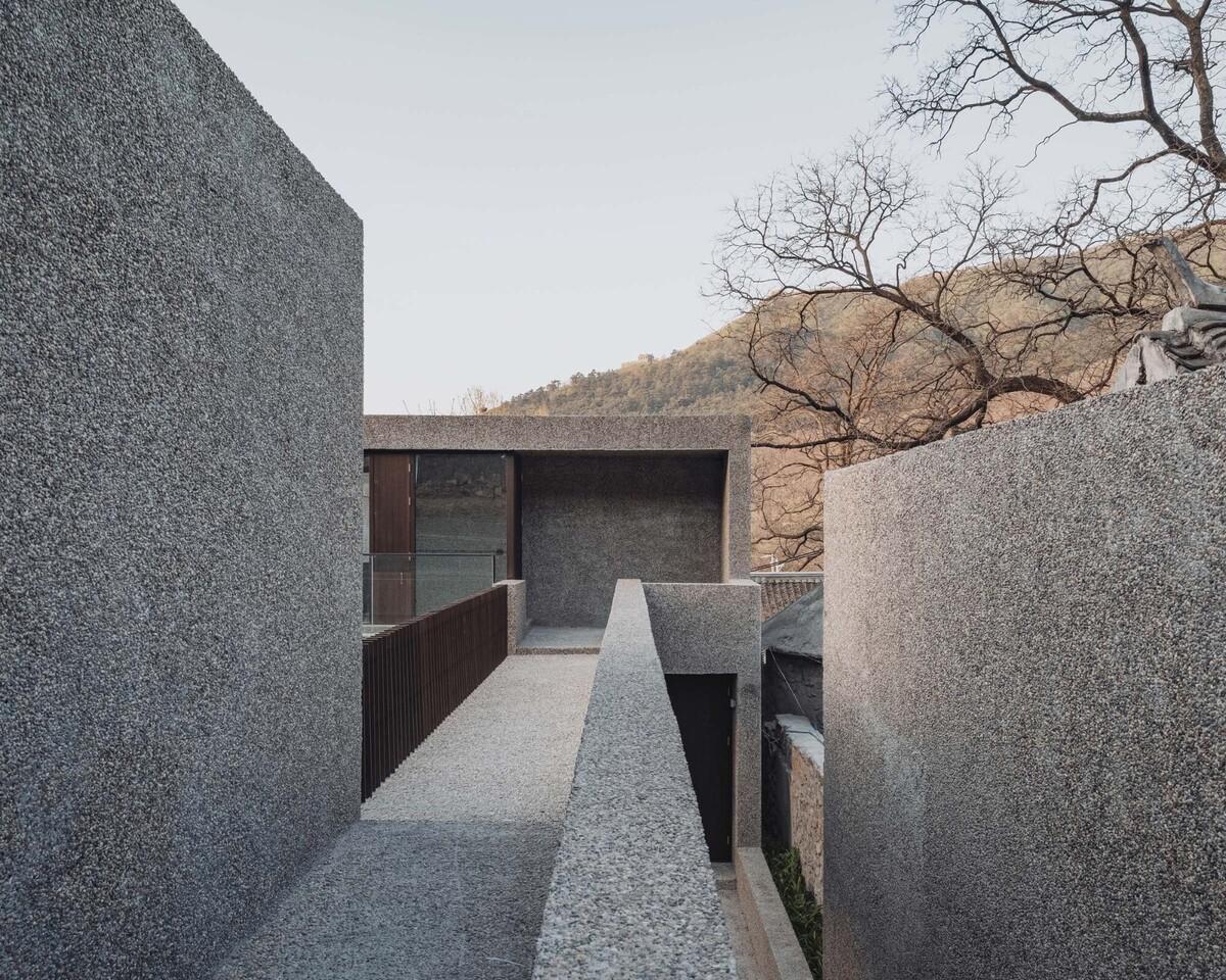 一山间慢院：长城下的桥 / 叙事空间建筑事务所