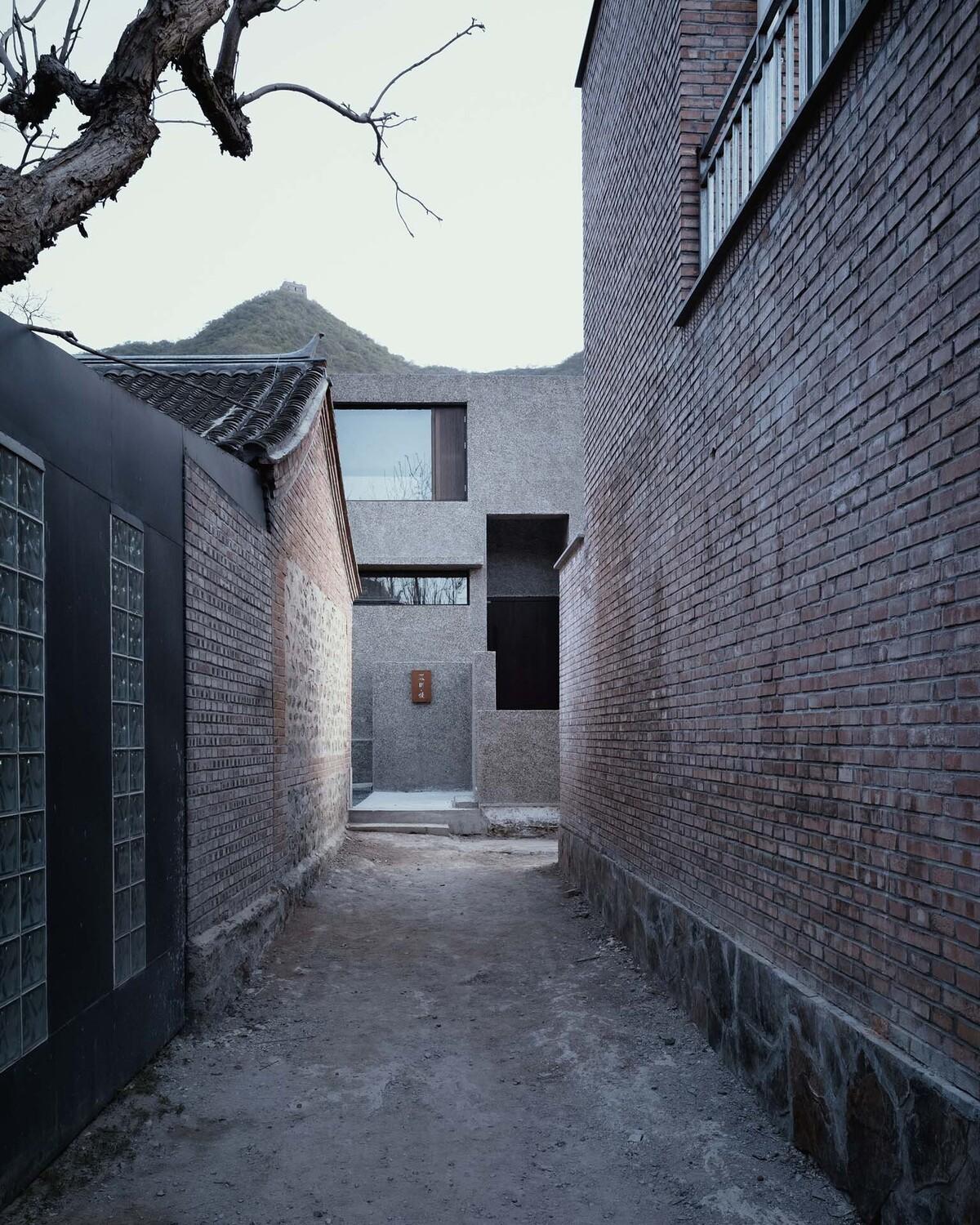 一山间慢院：长城下的桥 / 叙事空间建筑事务所