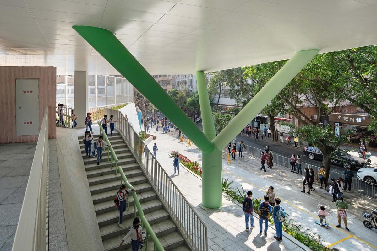 深圳福田新沙小学 / 一十一建筑
