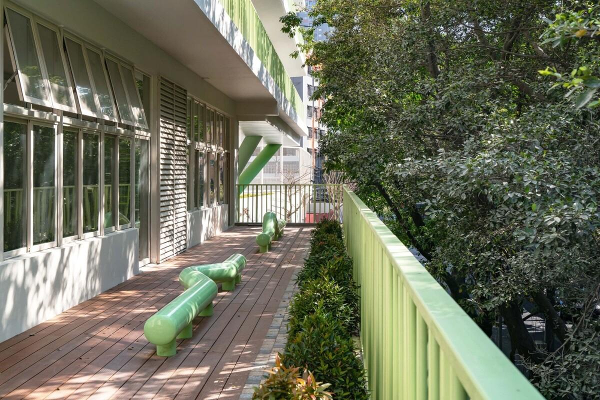 深圳福田新沙小学 / 一十一建筑