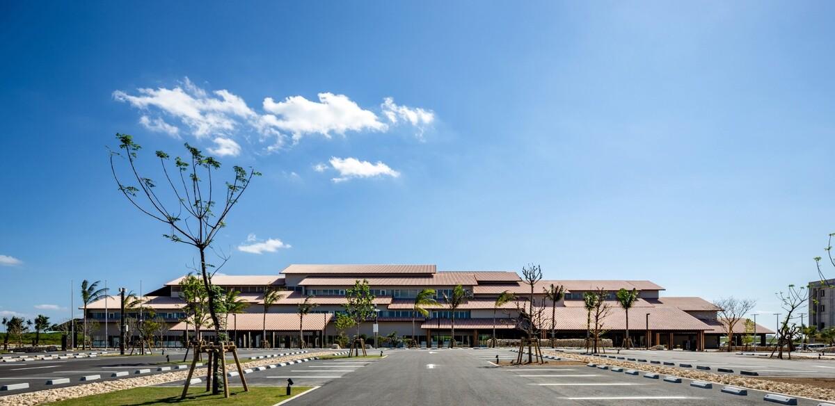 石垣市政府大楼 / 隈研吾建筑都市设计事务所