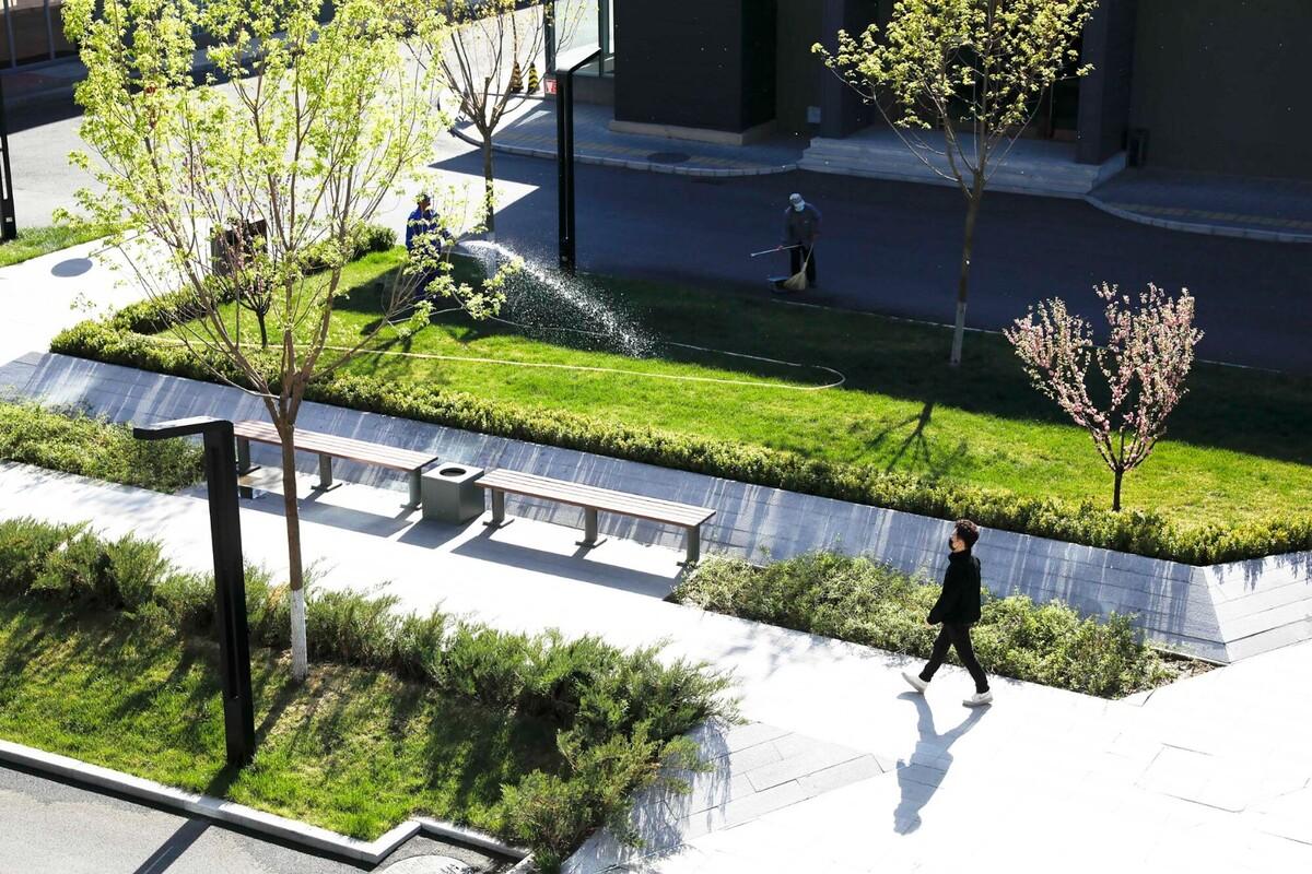 朝向天空的院子——北京通州潞城市民中心 / 意度建筑