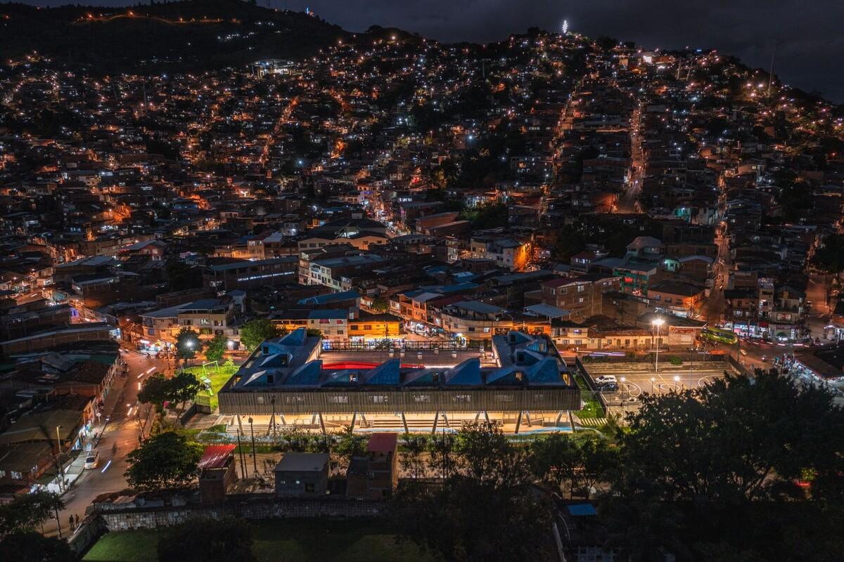 冠军摇篮儿童发展中心 / Espacio Colectivo Arquitectos
