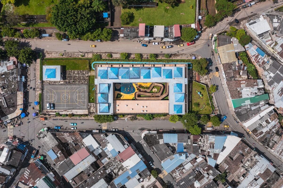 冠军摇篮儿童发展中心 / Espacio Colectivo Arquitectos