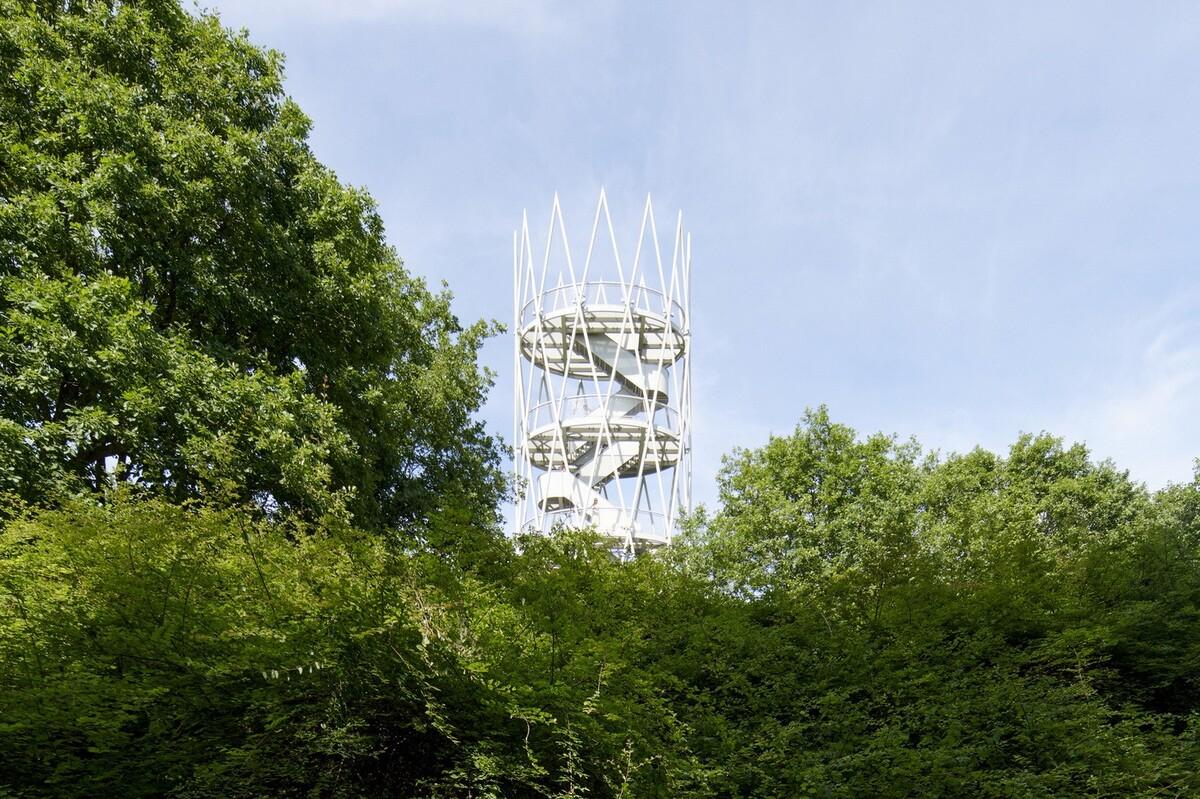 Hardtbergturm 瞭望塔 / Wolfgang Ott Architekt BDA