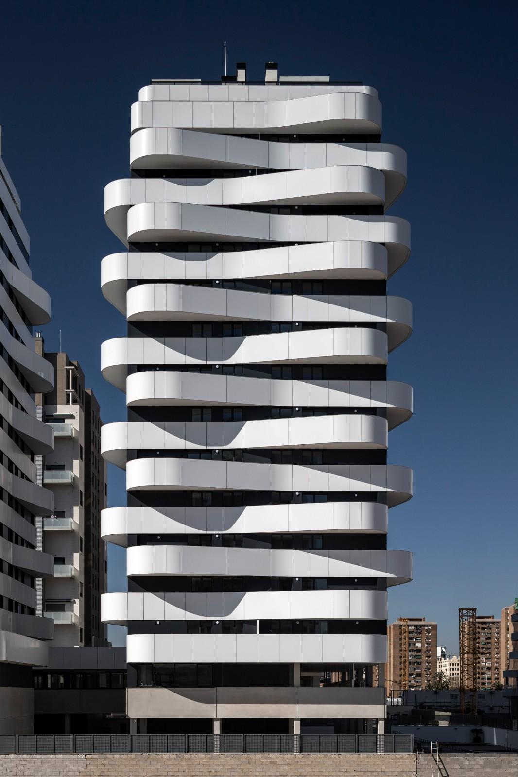 萨勒之家住宅大楼 / NAC Arquitectos