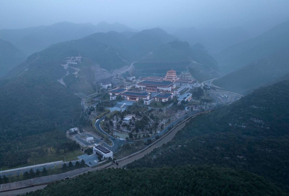 中国国家版本馆中央总馆 / 清华大学建筑设计研究院