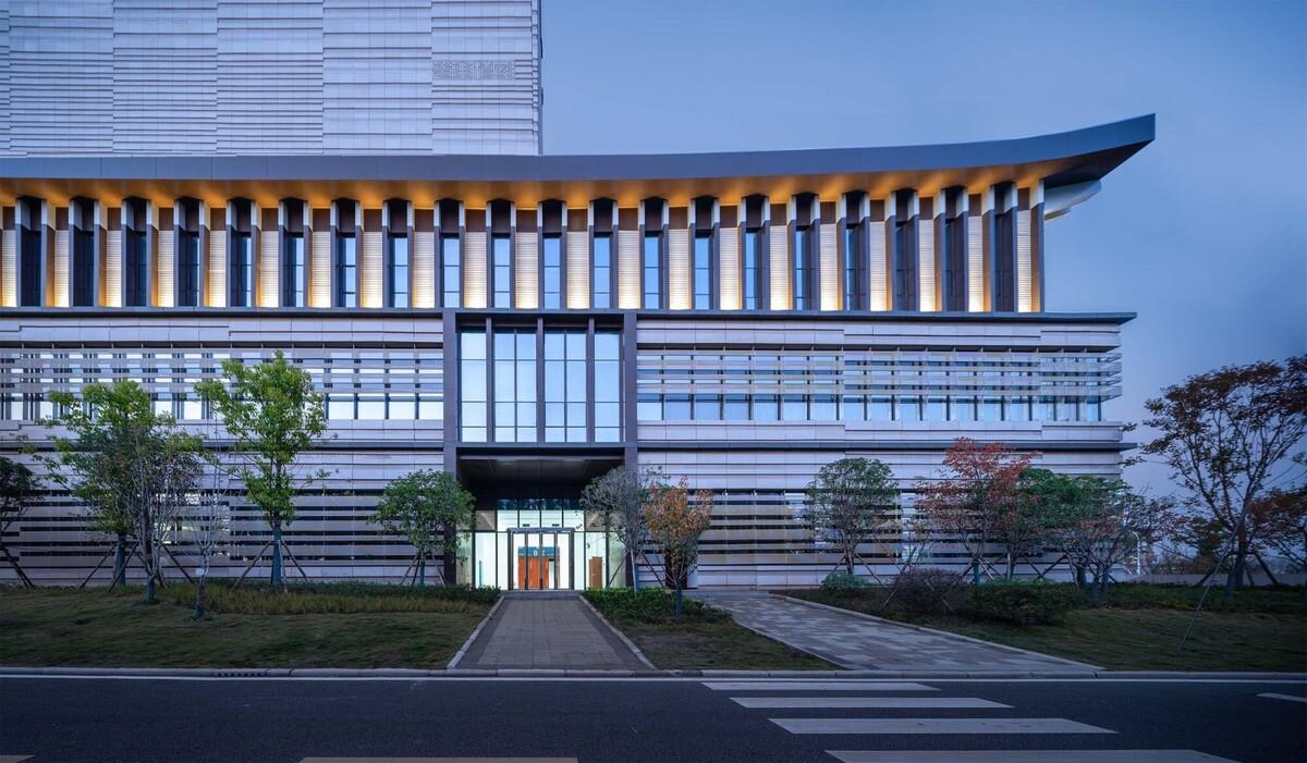 湖北省档案馆新馆 / 中南建筑设计院